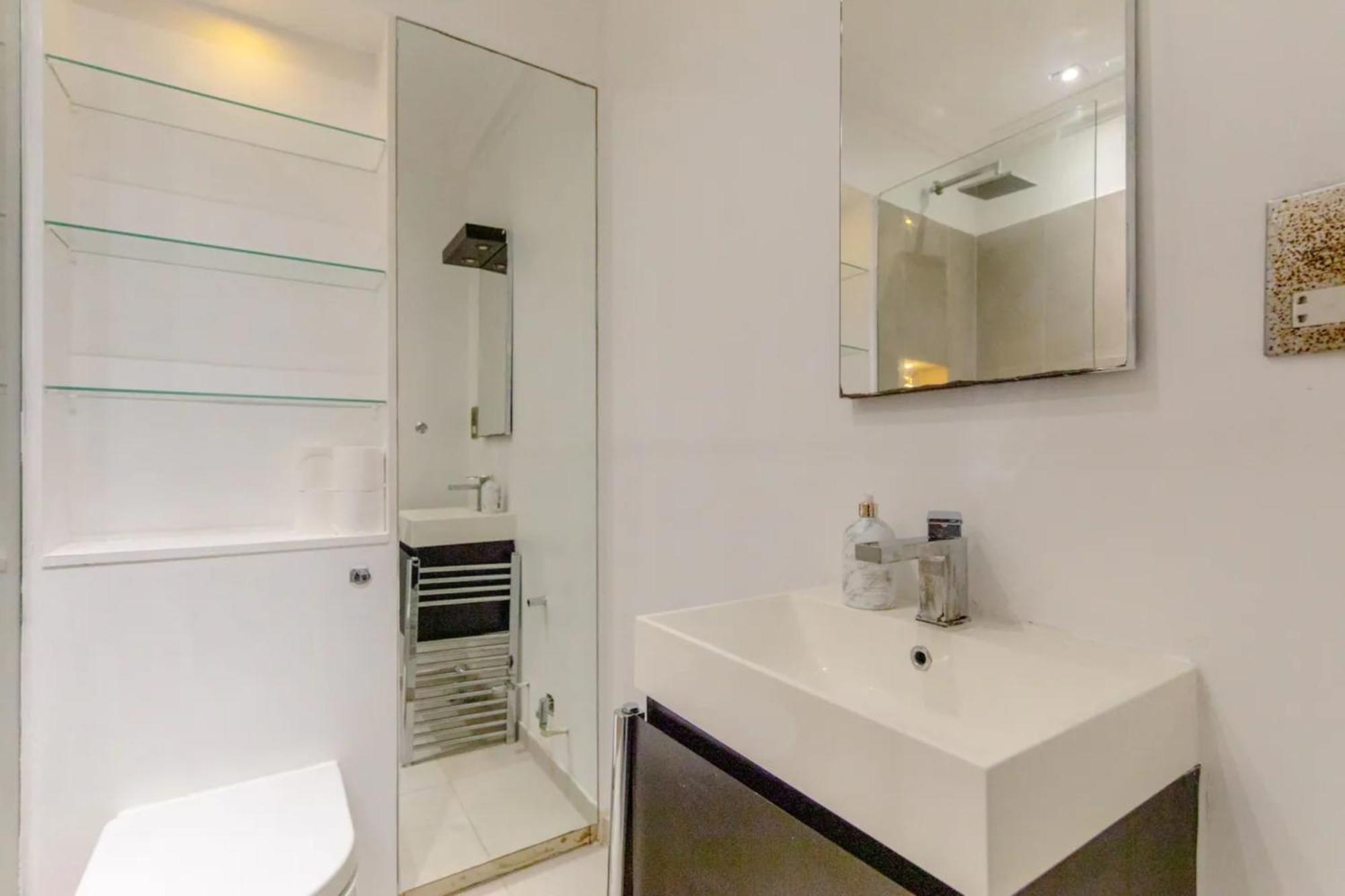 דירות לונדון Fantastically Located 1Bd Flat Knightsbridge מראה חיצוני תמונה