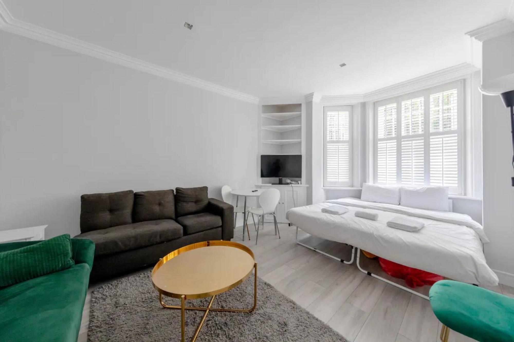 דירות לונדון Fantastically Located 1Bd Flat Knightsbridge מראה חיצוני תמונה